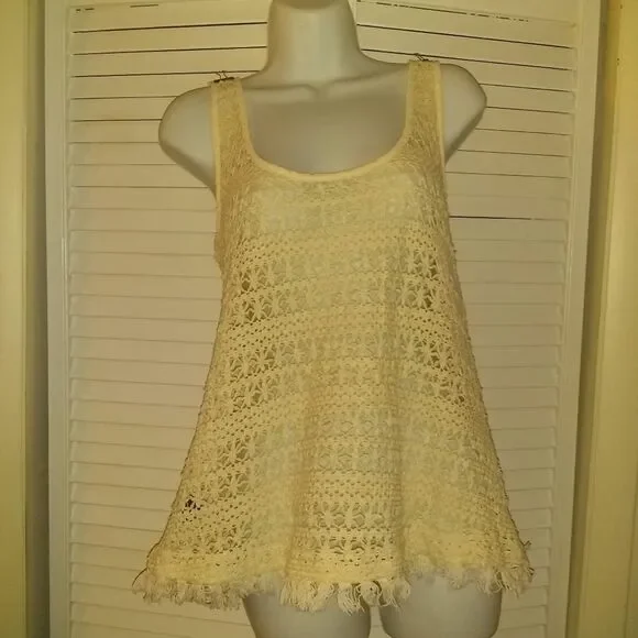 ⬇️⬇️⬇️Sanctuary Open Knit Shell - Picture 2 of 7